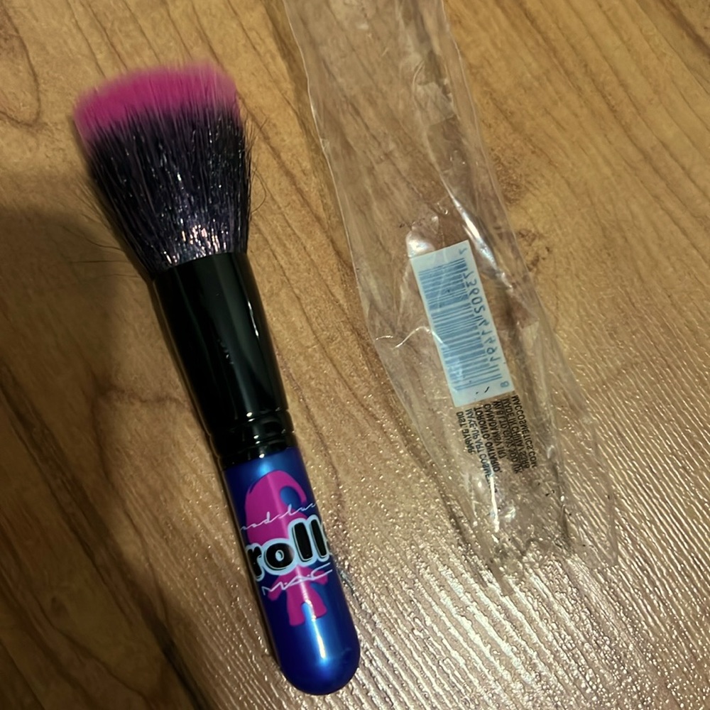 MAC trolls makeup brush